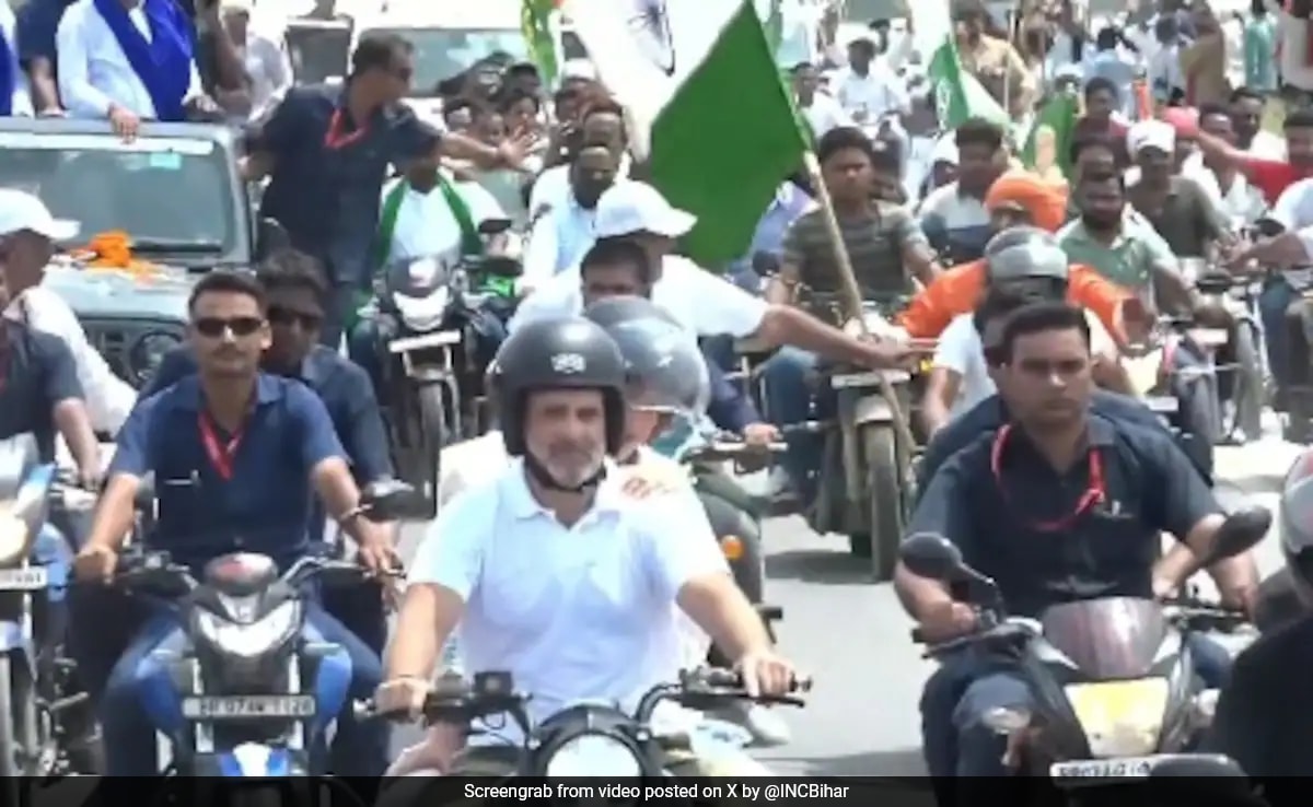 Watch: Rahul Gandhi Rides Royal Enfield In Bihar Rally, Sister Priyanka ...