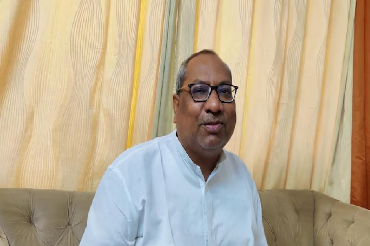 Sanjay Nishad Claims Dozens of Opposition Lawmakers Eyeing NDA Switch