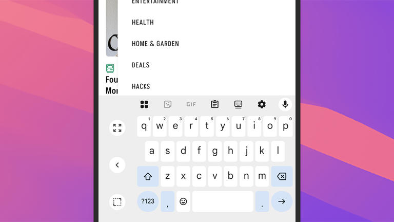 Gboard in one-handed mode.