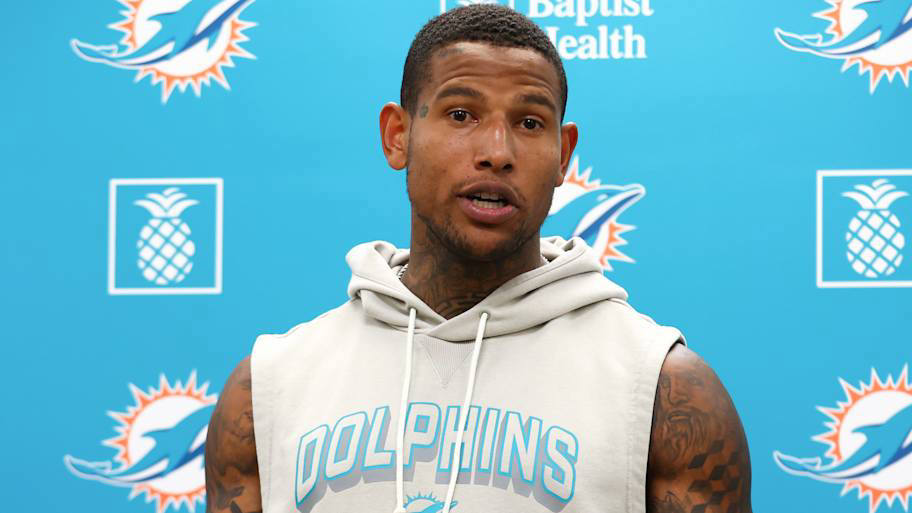 Darren Waller mystery leaves Dolphins fans wondering what s really going on Darren Waller mystery leaves Dolphins fans wondering what s really going on