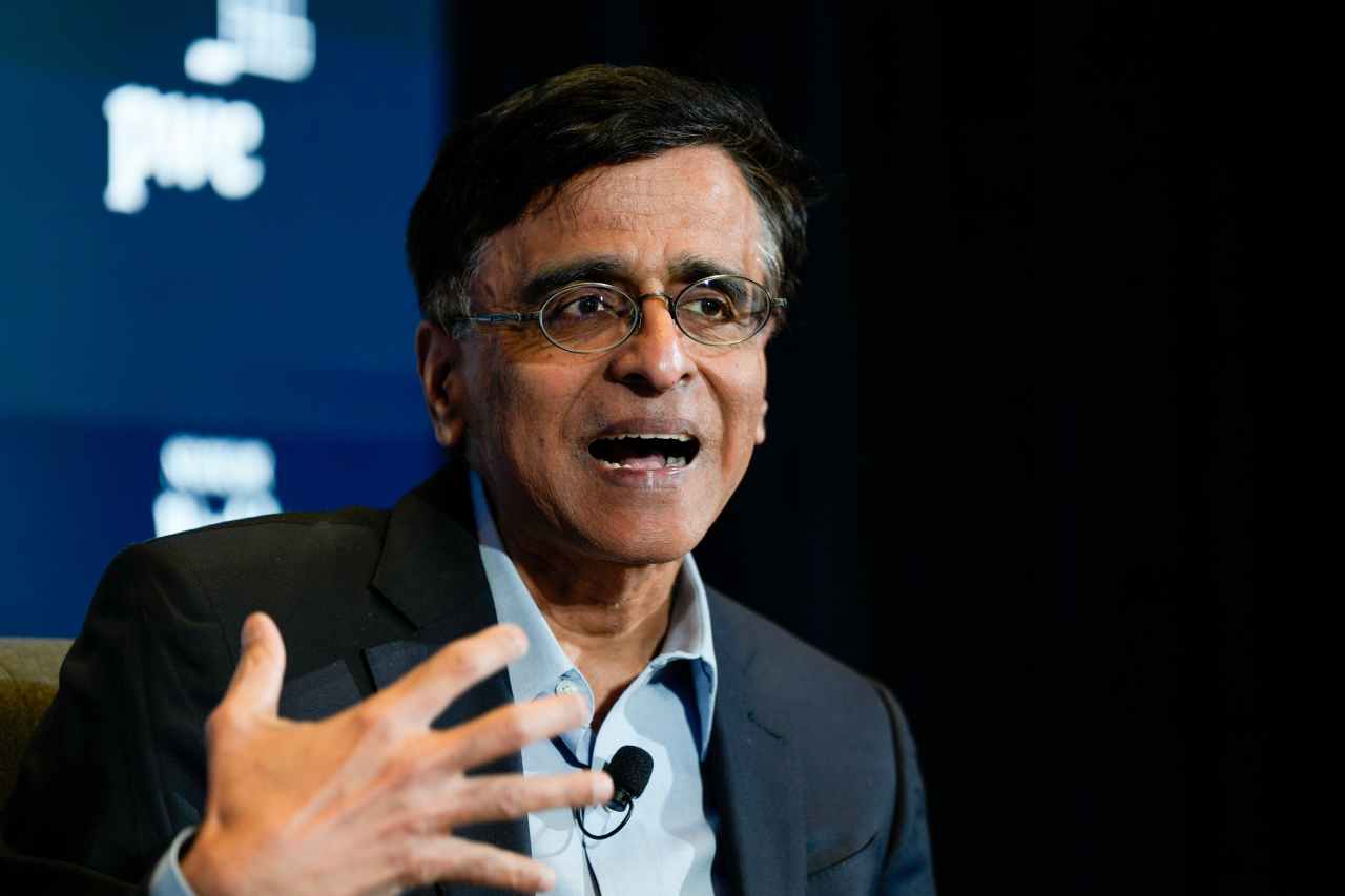 snowflake-stock-soars-after-earnings-what-s-got-everyone-excited