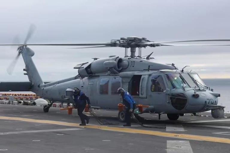 Washington difunde imágenes de marines armados y buques rumbo a Venezuela. 
