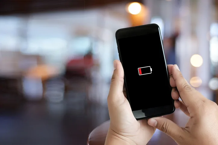 Maximize your phone’s battery life with these simple tips