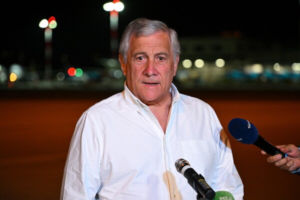 Tajani: "No a tasse sugli extraprofitti delle banche"