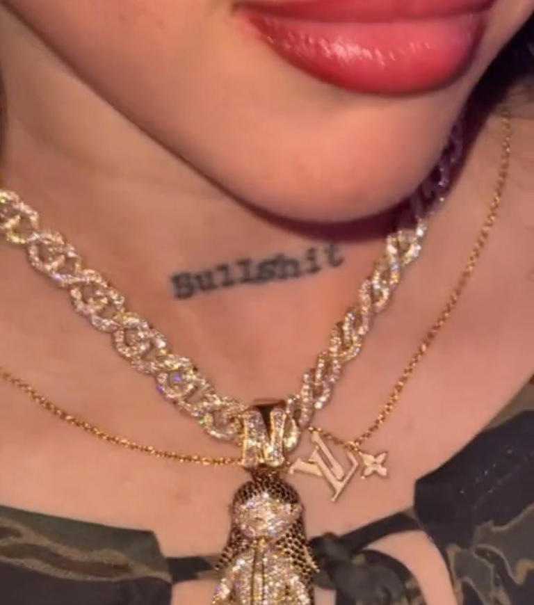 Nicki Nicole presumió su nuevo accesorio.