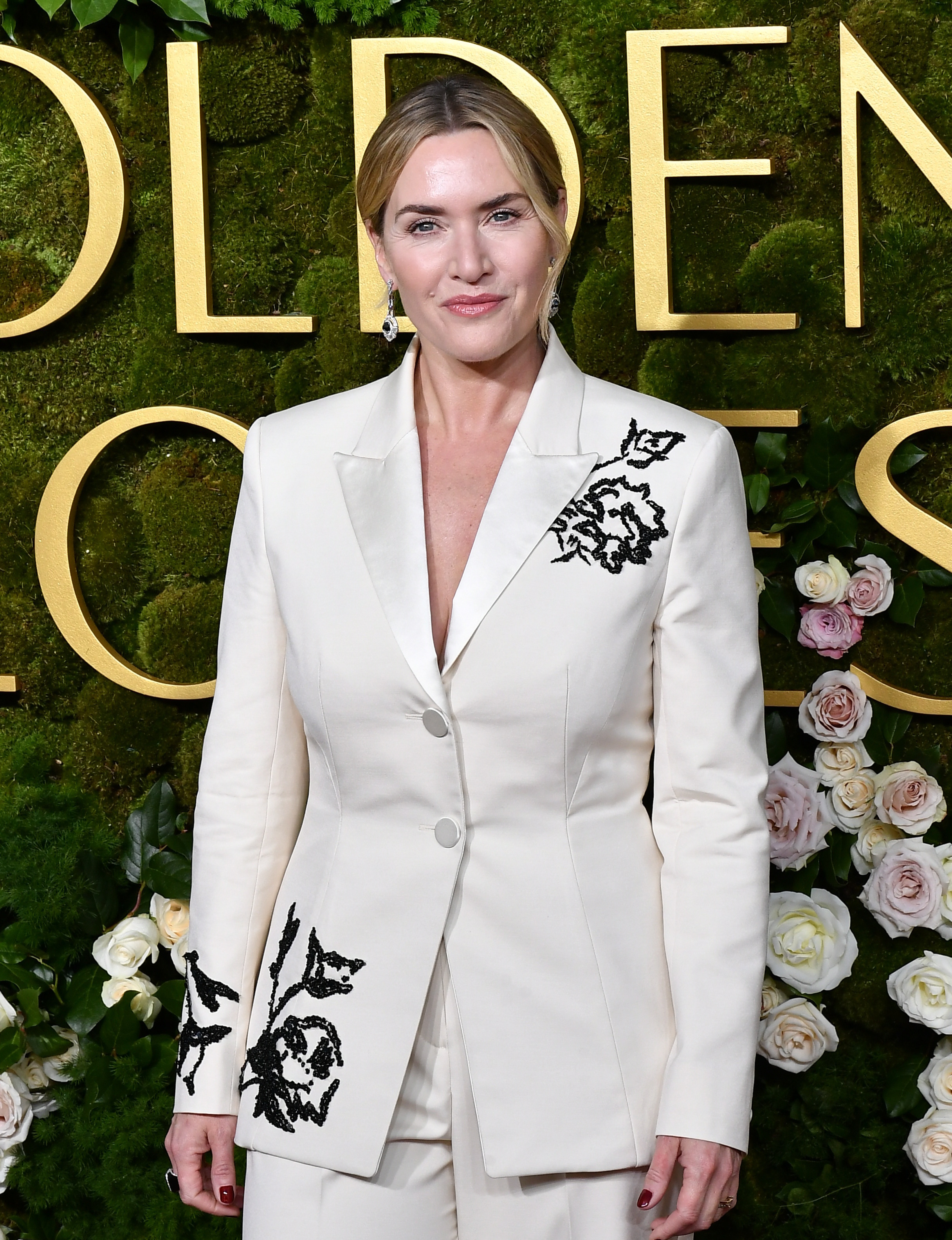 Kate Winslet makes directorial debut with Goodbye June