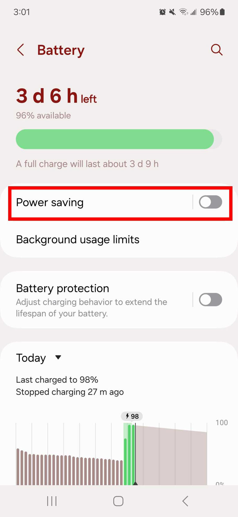 Red rectangle outline highlighting Power saving toggle while it is off in Battery settings