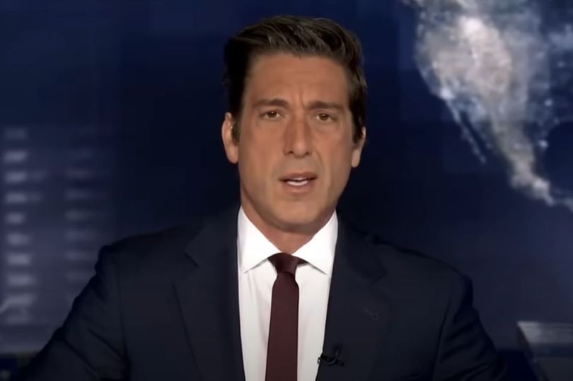 ABC's David Muir has fans in tears as he halts show for breaking ...