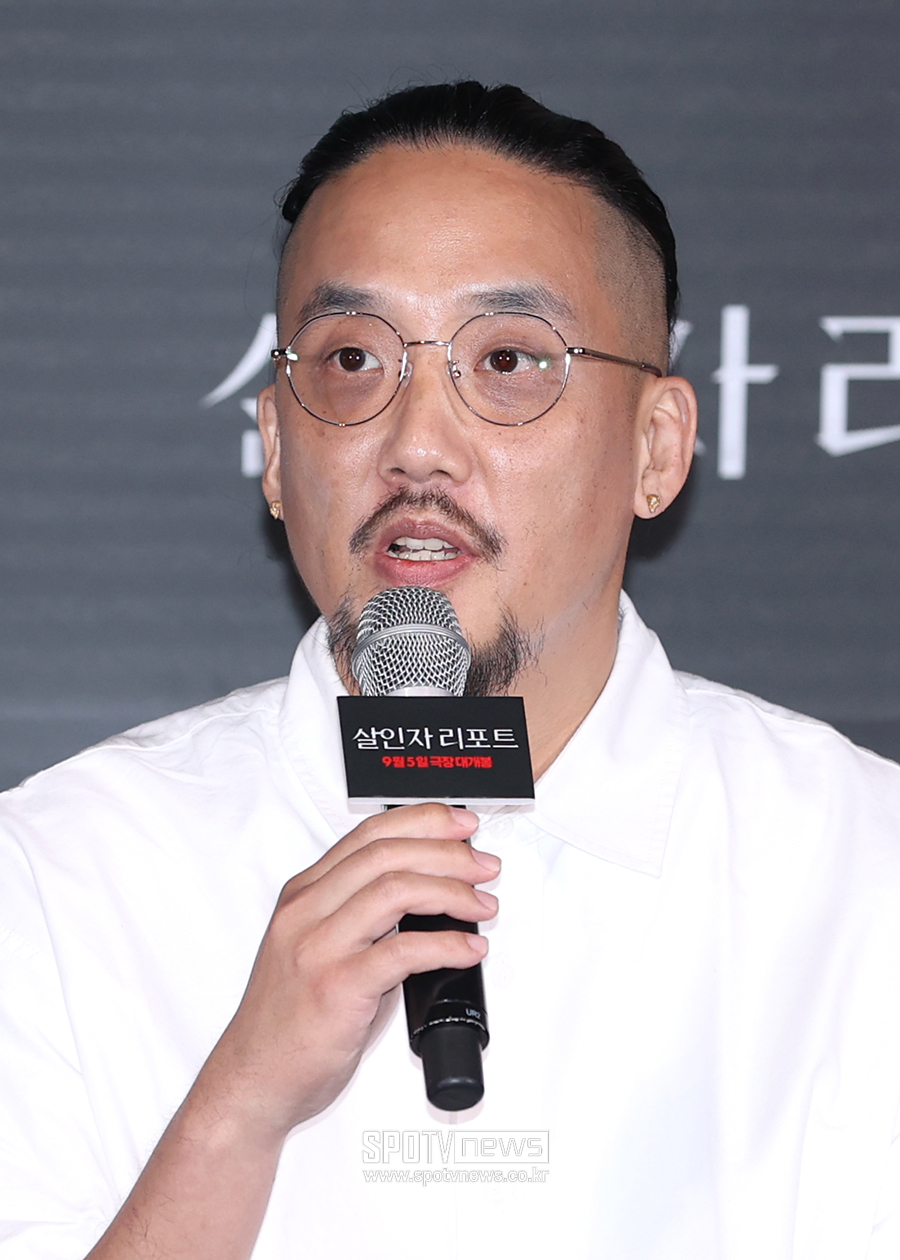[포토S] 인사말 하는 조영준 감독