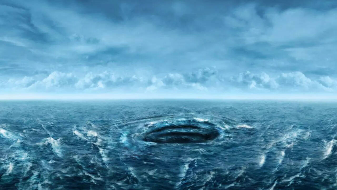 Bermuda Triangle mystery could be solved: Scientist claims this natural ...