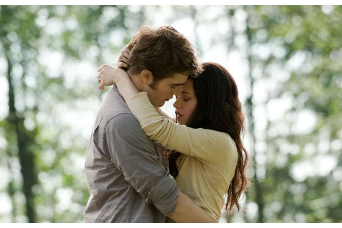 'The Twilight Saga' Makes Surprise Return Tease What It Means And Are