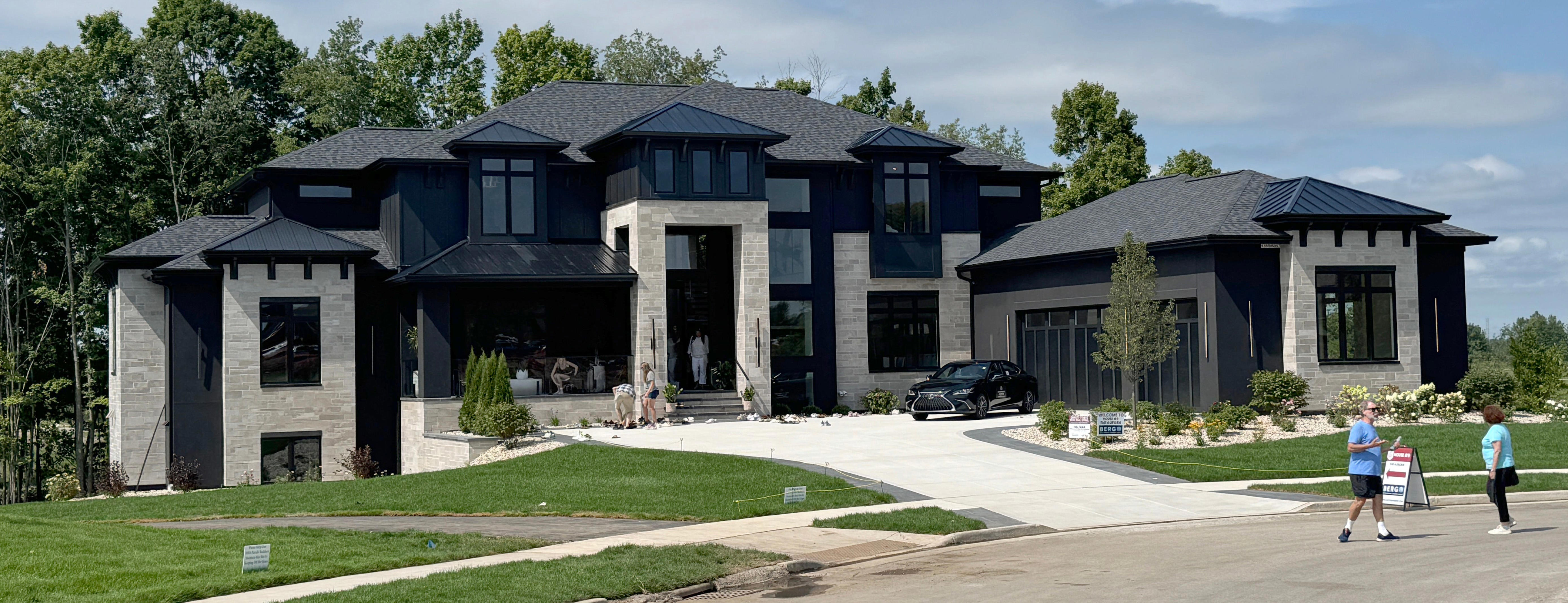 Menomonee Falls mansion featured on Parade of Homes sells for $4.5 million