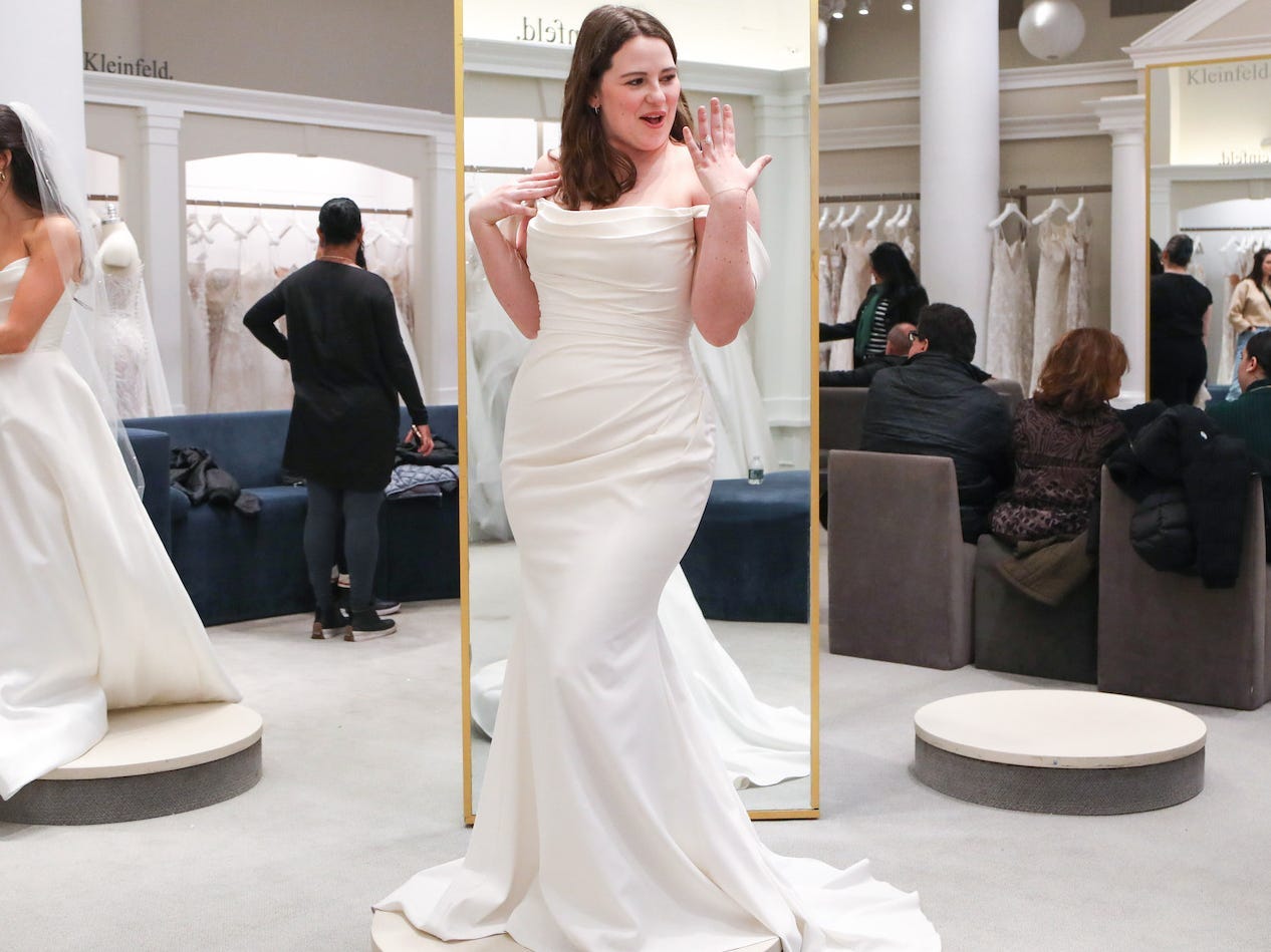 4 things I wish I had known before shopping for my wedding dress