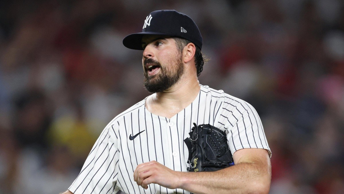 Yankees #39 Carlos Rod n Sets Rivalry Aside to Praise Red Sox #39 s Garrett Yankees #39 Carlos Rod n Sets Rivalry Aside to Praise Red Sox #39 s Garrett