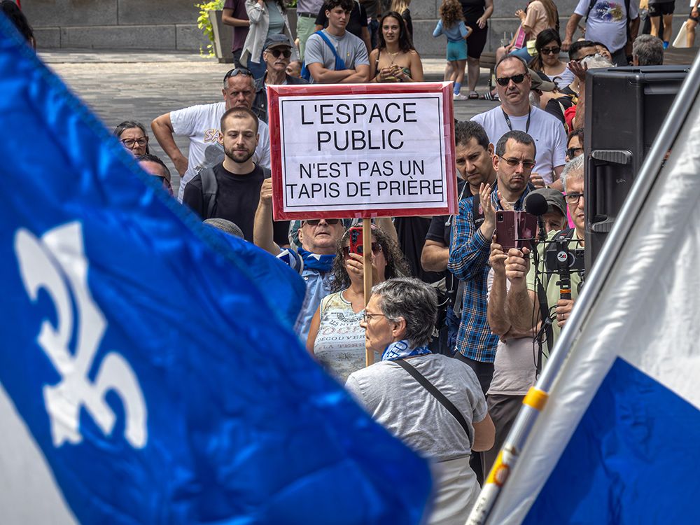 Quebec vows to ban 'street prayers' in the wake of mass Islamic  demonstrations