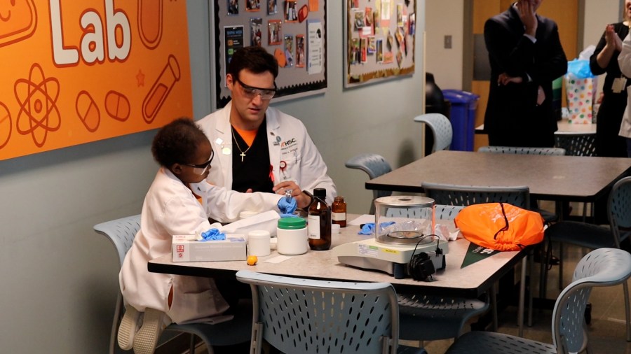 Make-A-Wish, UT grant 8-year-old girl’s wish to be a scientist