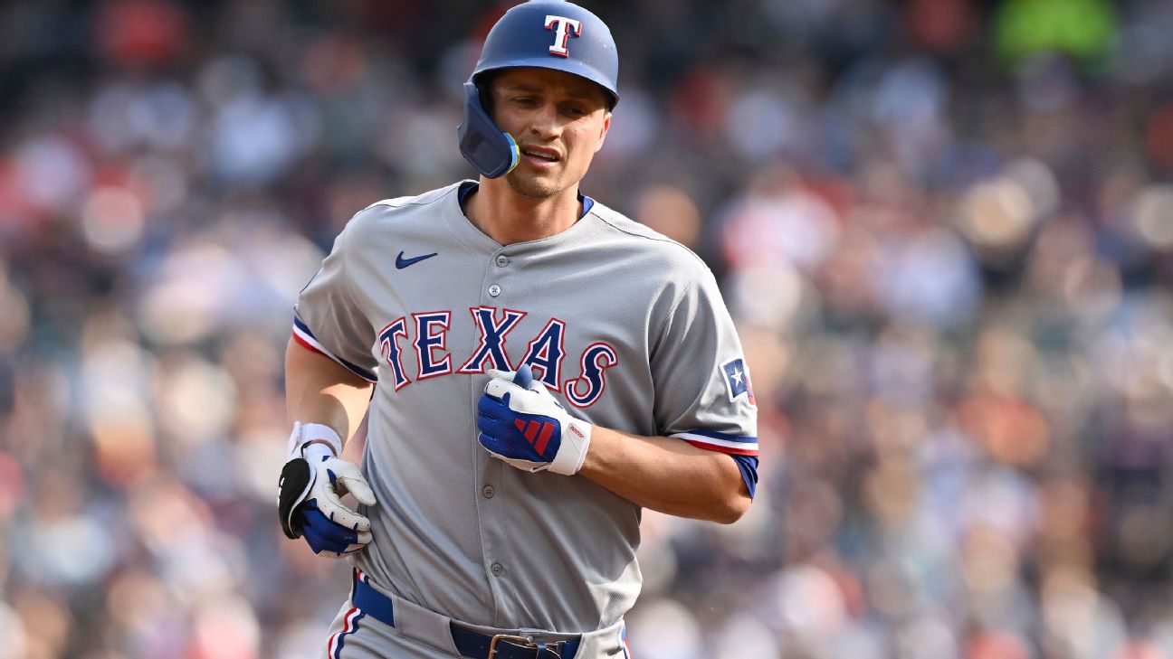 Rangers' Corey Seager has appendectomy; return date unknown