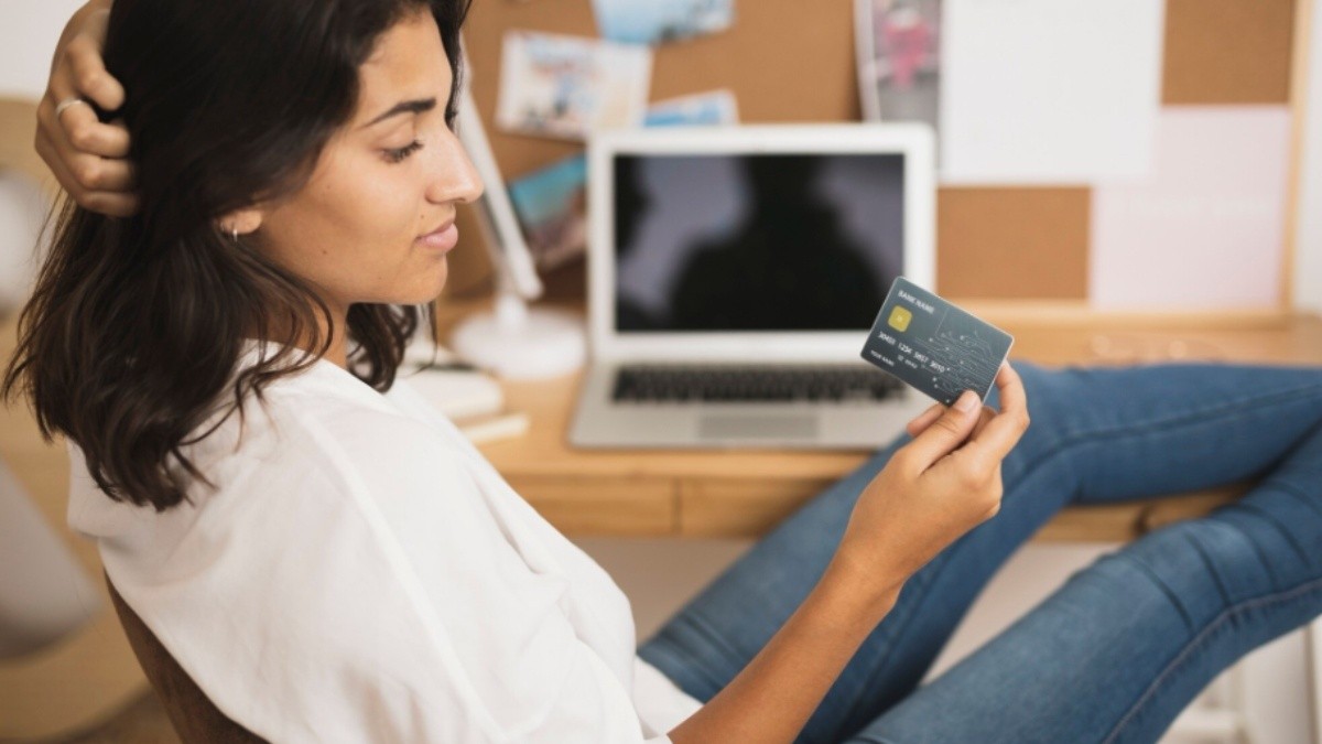 How to block your credit card from theft