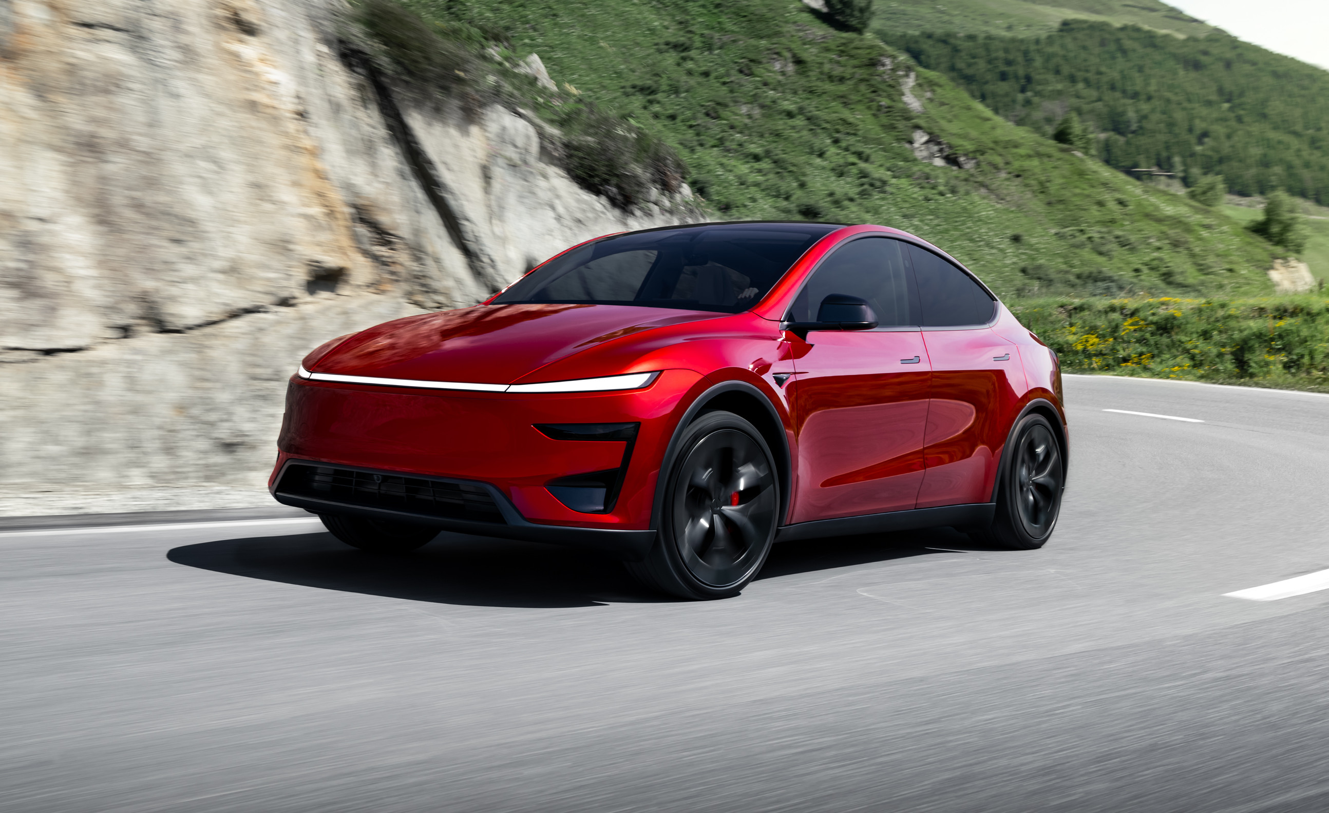 Questa è la nuova Tesla Model Y Performance: caratteristiche e prezzo ...