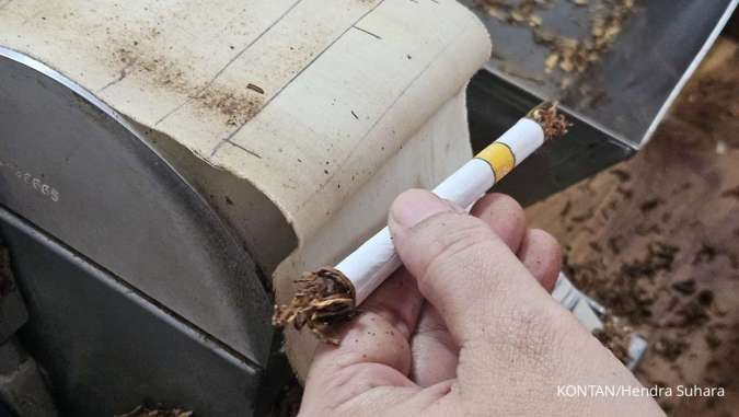 Kemasan Polos Dianggap Buruk, Rokok Ilegal dan Downtrading Mengancam