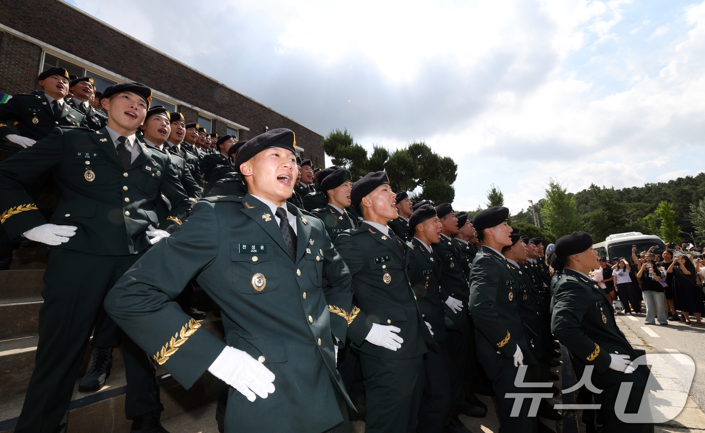 [뉴스1 PICK] 대한민국을 지키는 강한 힘…142명의 특전사 검은베레 탄생