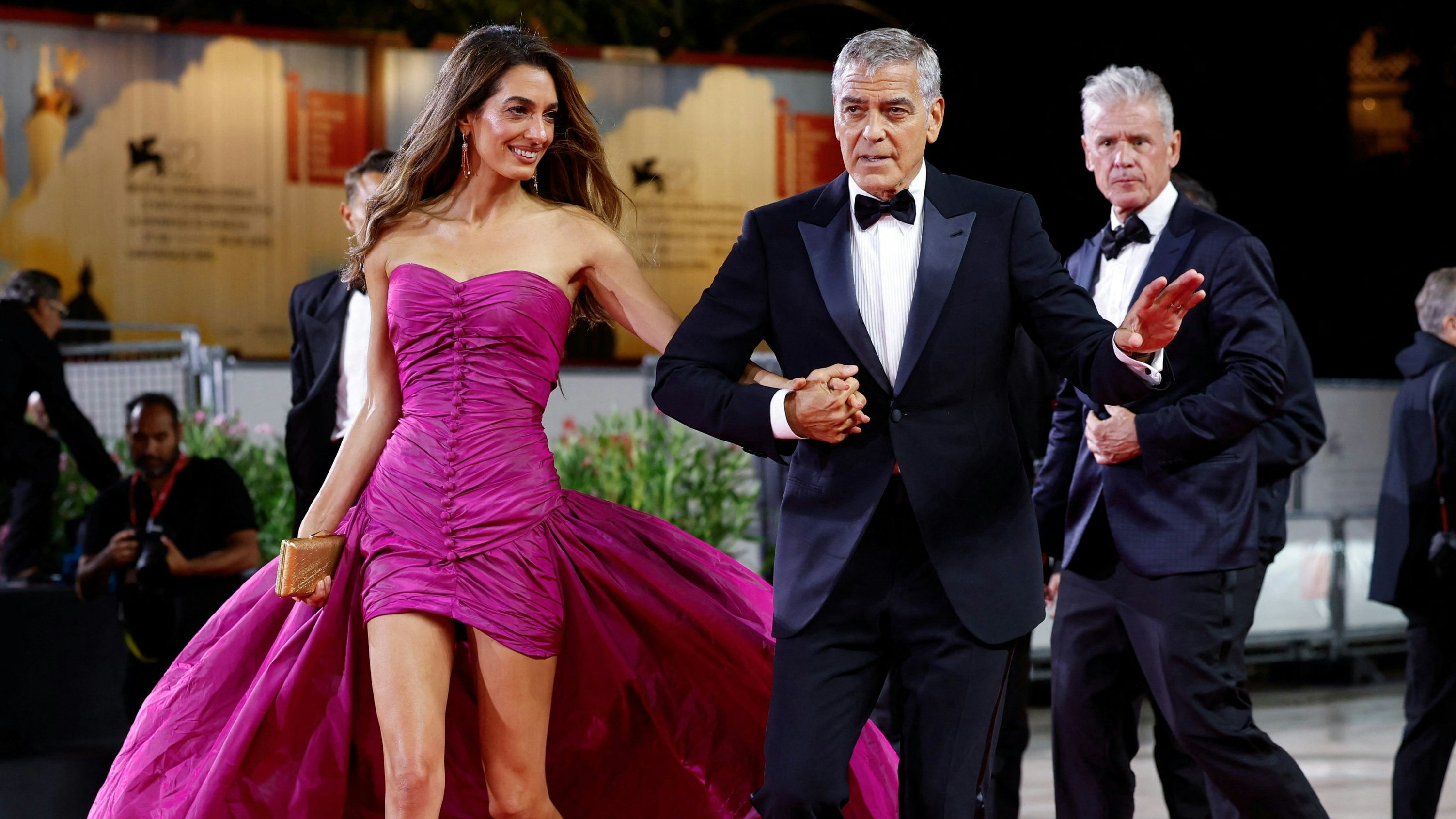 "Kann nicht sprechen" – So krank ist Clooney wirklich