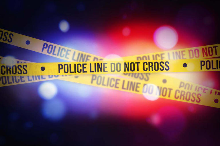 Friends take turns shooting each other in helmet, then one dies, TX(00)