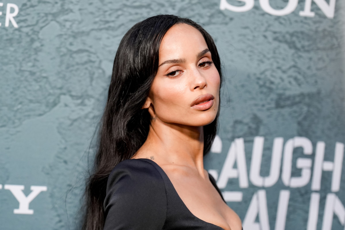 Zoë Kravitz Reveals One Way Beloved '90s 'Friends' Didn't Age Well(01)