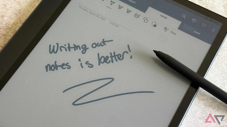 Microsoft OneNote on E Ink tablets: The ultimate productivity solution