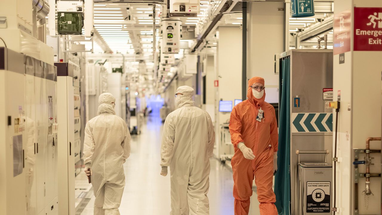The US government could get even more Intel stock if the company ends ...