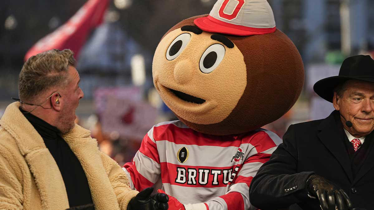 Ohio State fan s perfect kick on College Gameday goes viral Ohio State fan s perfect kick on College Gameday goes viral