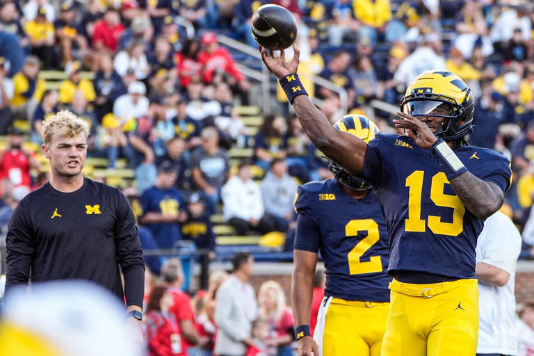 Bryce Underwood #39 s first TD pass: Michigan QB connects with Marlin Klein Bryce Underwood #39 s first TD pass: Michigan QB connects with Marlin Klein