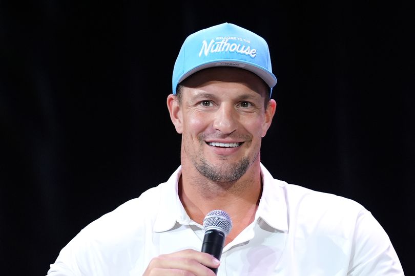 NEW YORK, NEW YORK - JUNE 20: Rob Gronkowski speaks onstage at Fanatics Fest NYC 2025