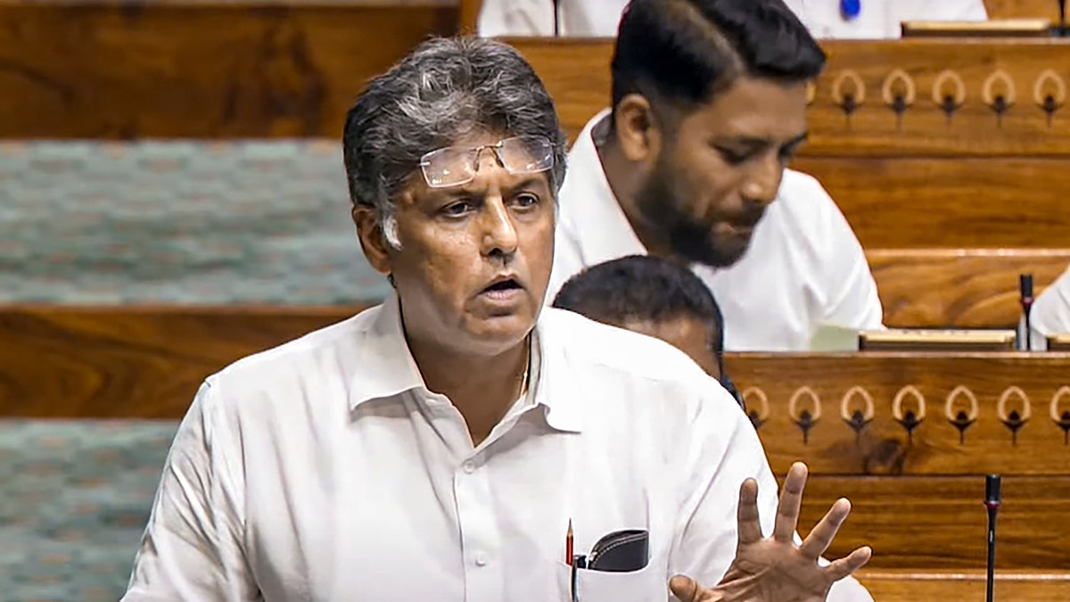Congress and RJD MPs Demand Overhaul of Electoral Revision Process