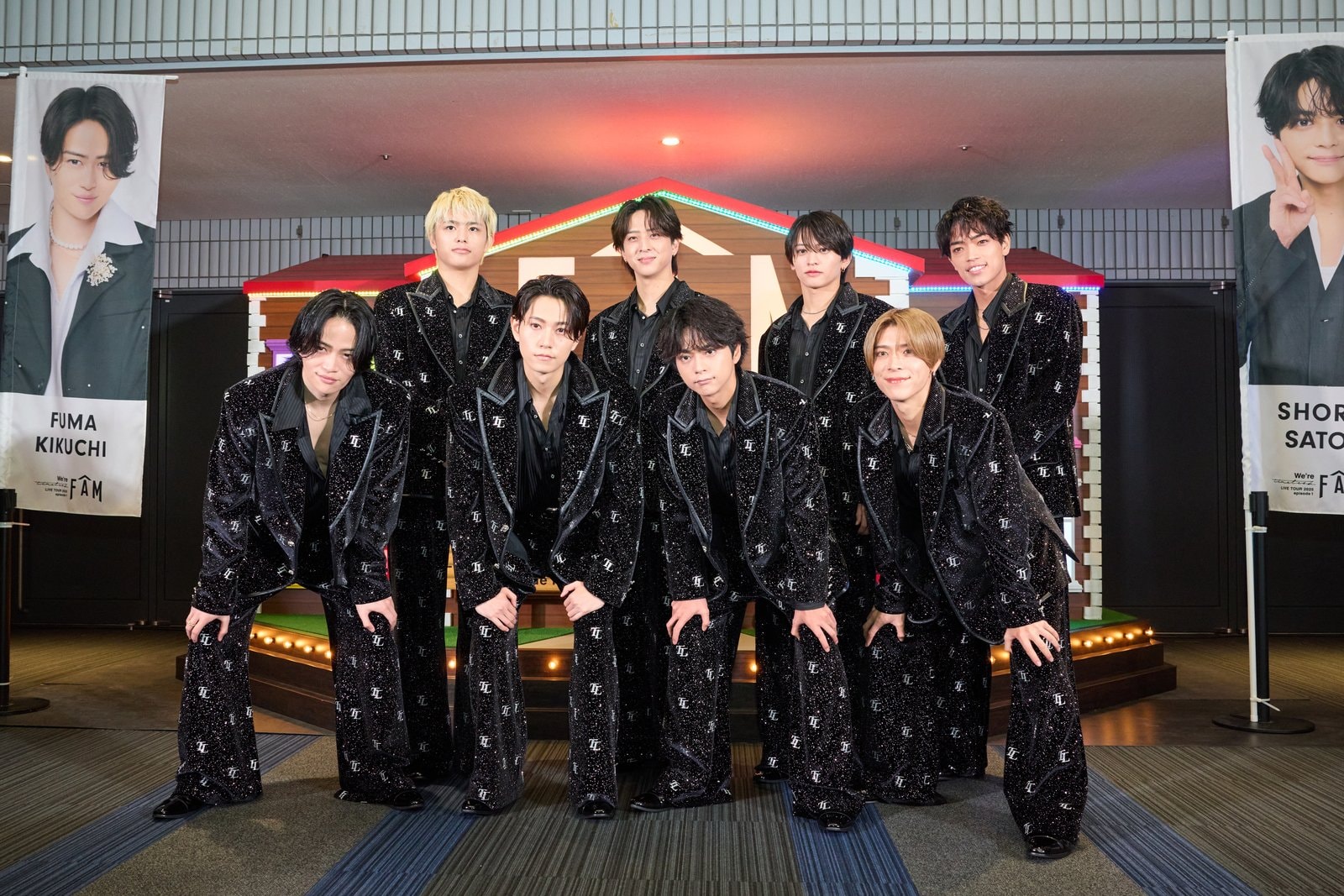 timelesz佐藤勝利「毎日楽しいし、うれしい」、寺西拓人「自分のうちわ