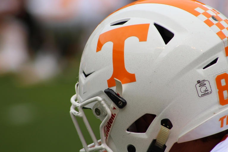 Breaking down Tennessee football's 2026 sports performance staff