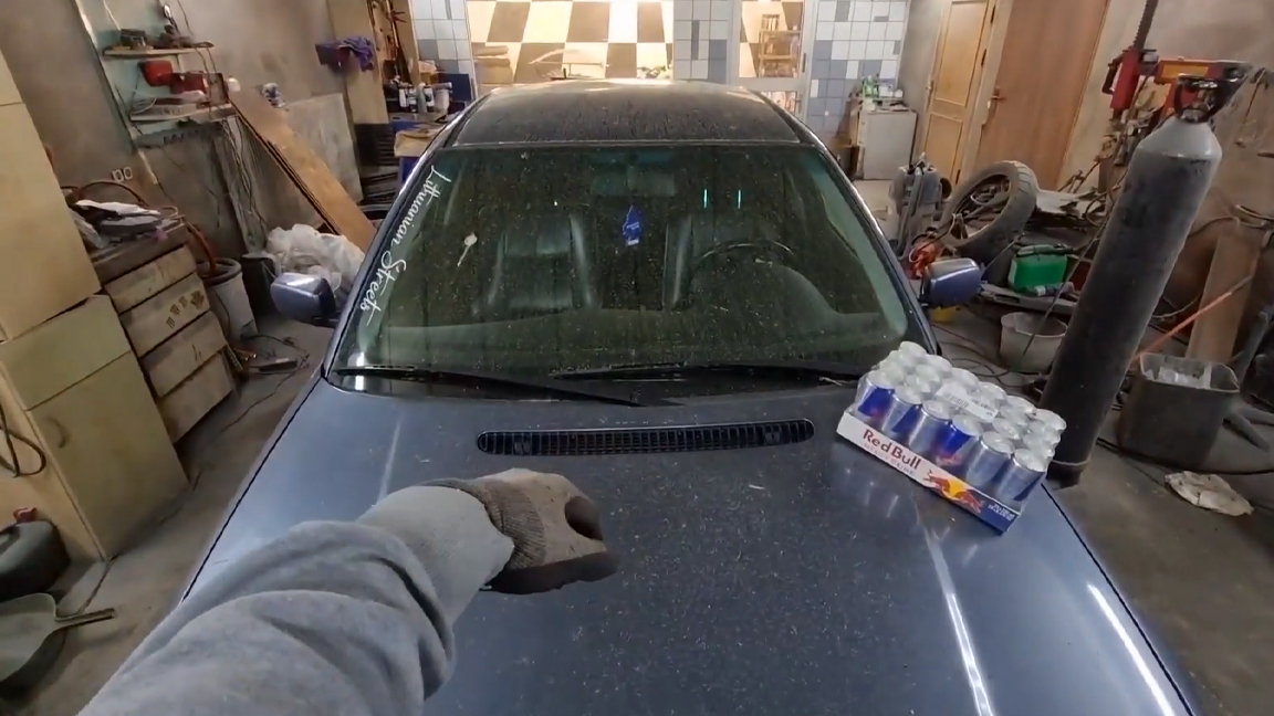 bmw-e46-stunt-riding-on-two-wheels