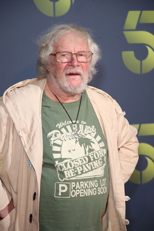 'Very ill' Springwatch star Bill Oddie's health including ‘near fatal ...