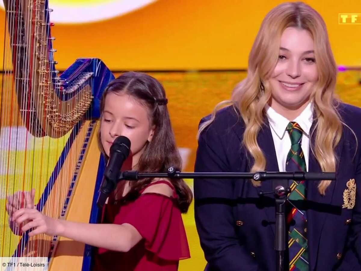 Santa (The Voice Kids 2025) touchée par une surprise d'Émeline, juste après  l'avoir choisie