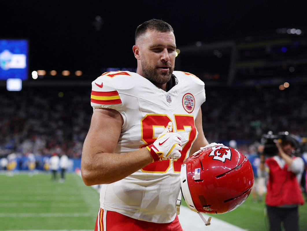 NFL BREAKING NEWS: Official penalty announced for Buffalo Bills player after collision that forced Kansas City Chiefs star Travis Kelce to leave the field mid-game – Controversial decision stirs up fans across the league!