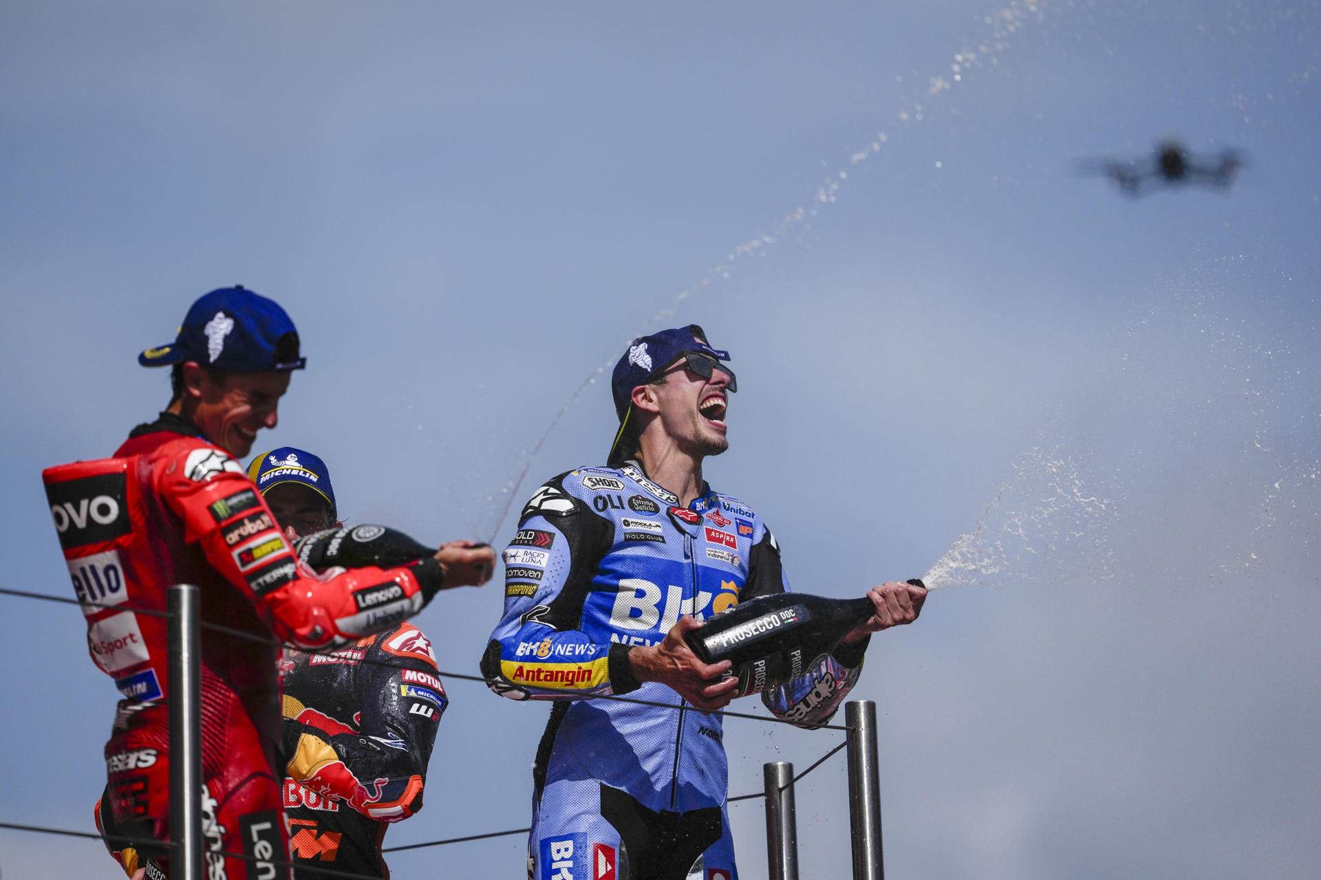 Davide Tardozzi propone a Álex Márquez como sustituto de Pecco Bagnaia