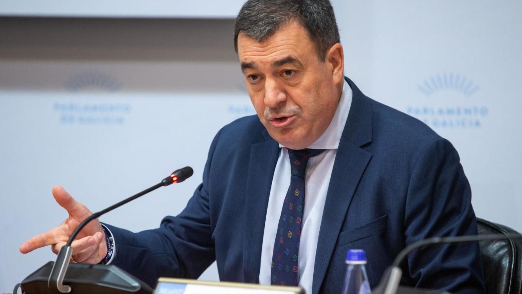 La Xunta prevé convocar en 2026 alrededor de 1.500 plazas de ...