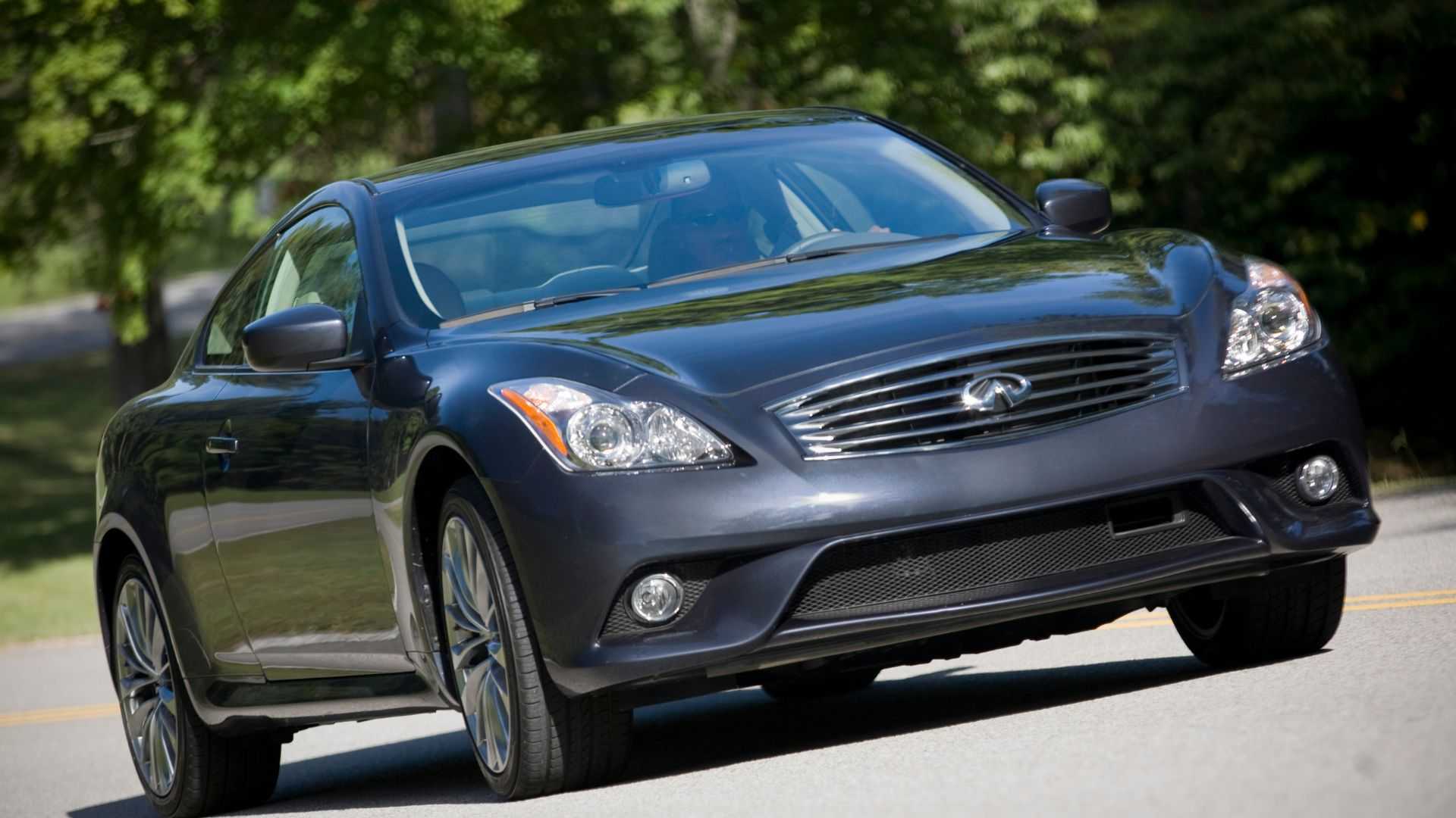 2011-2013 Infiniti G37 Coupe Front 3/4