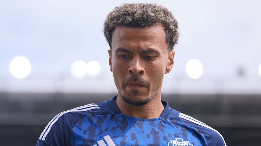 Dele Alli’s time at Como was unsuccessful. | Emmanuele Ciancaglini/Ciancaphoto Studio/Getty Images