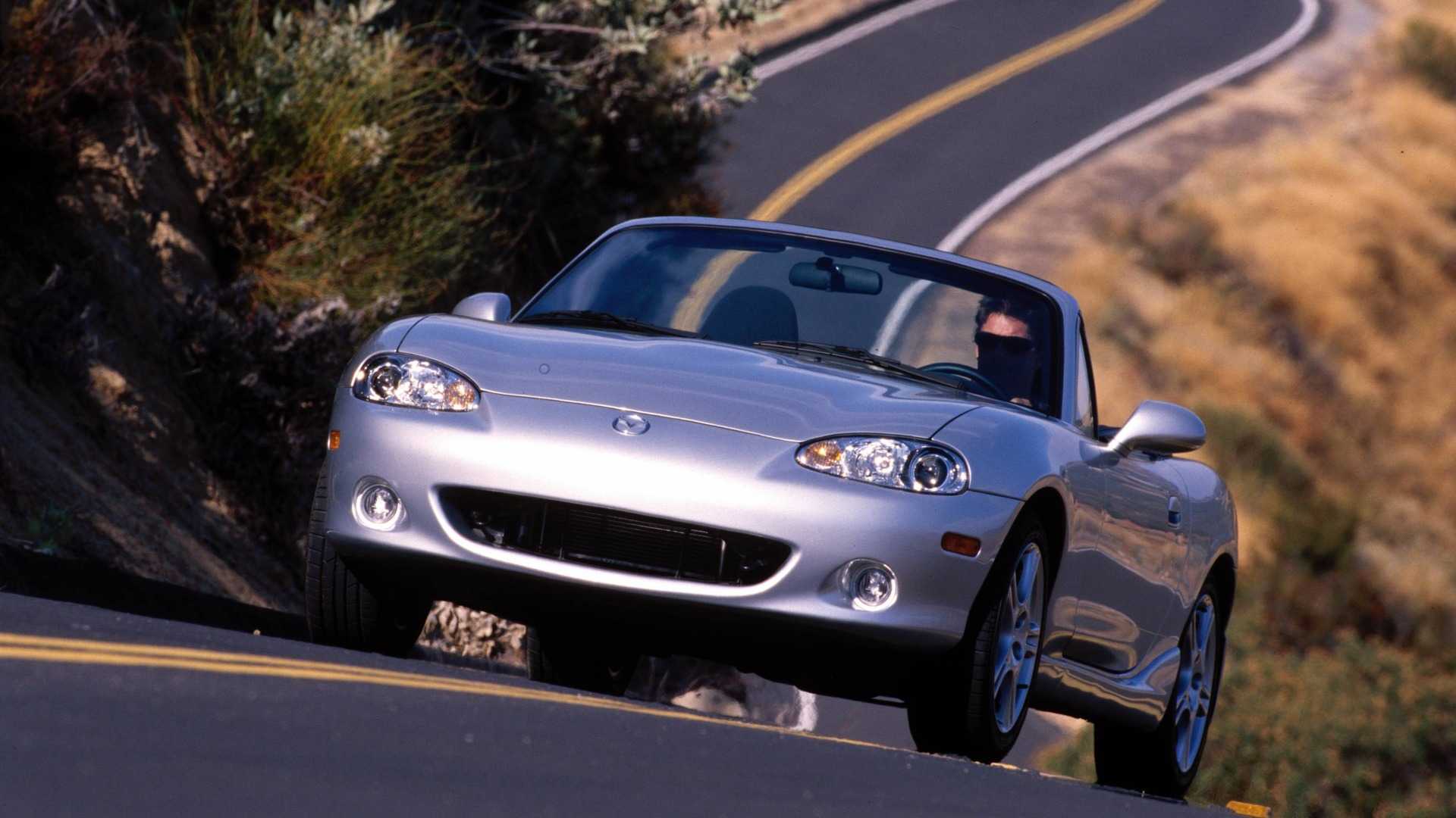 2001 - 2005 Mazda MX-5 Miata front driving