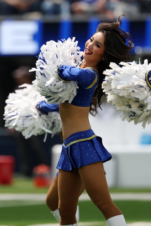 Stunning cheerleader photos from Week 1 of the 2025 NFL season