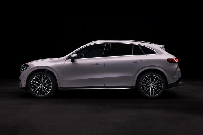 Mercedes-Benz GLC EV debuts with 713km range, 39-inch Hyperscreen