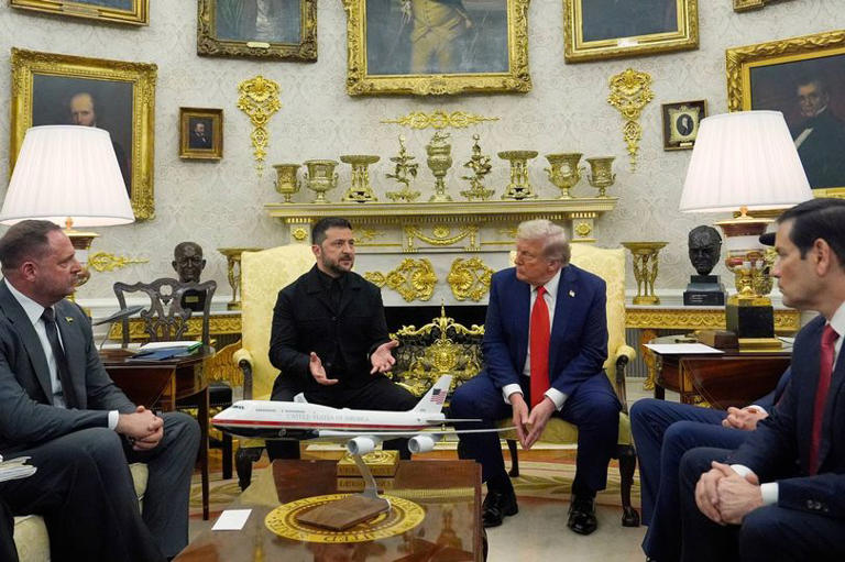 Outrage as Trump add more gold fixtures to Oval Office while Americans ...