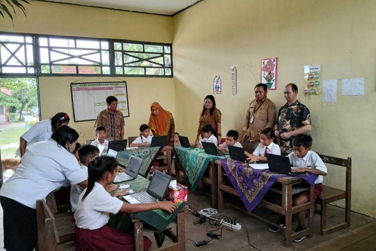 Klaim Jaksa soal Gagal Chromebook Nadiem Butuh Bukti Jelas