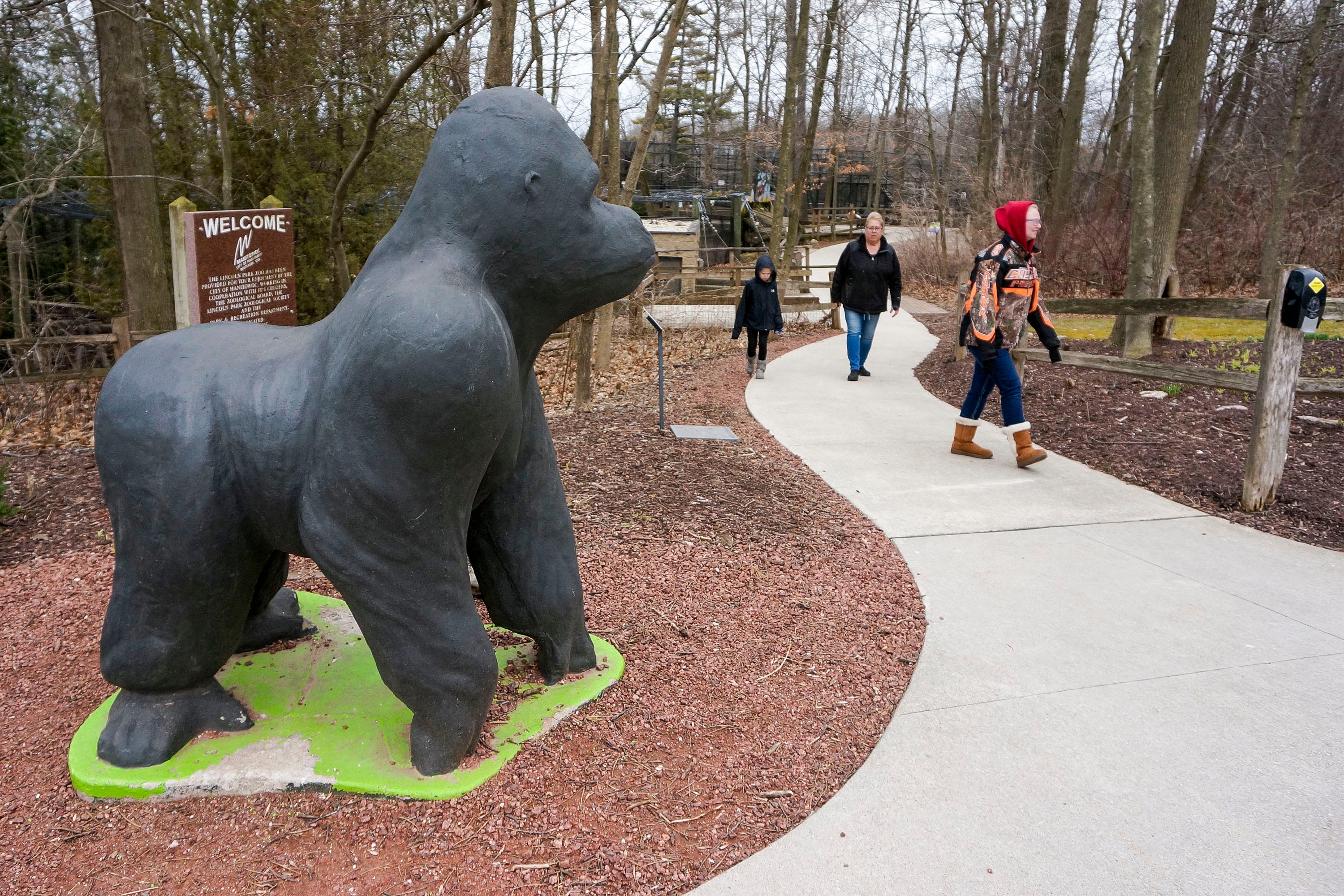 Part of Manitowoc's Lincoln Park Zoo to close for the year due to ...
